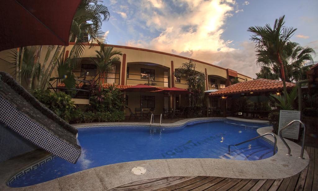 Hotel Iguana Verde Orotina Bagian luar foto