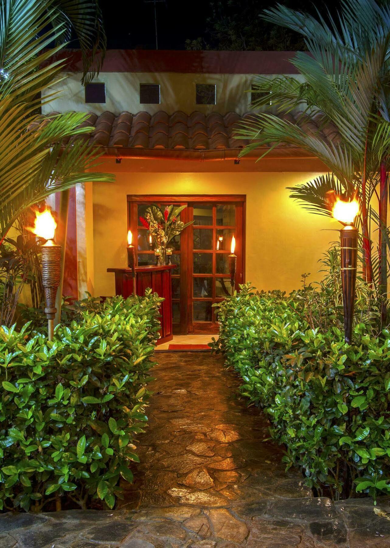 Hotel Iguana Verde Orotina Bagian luar foto
