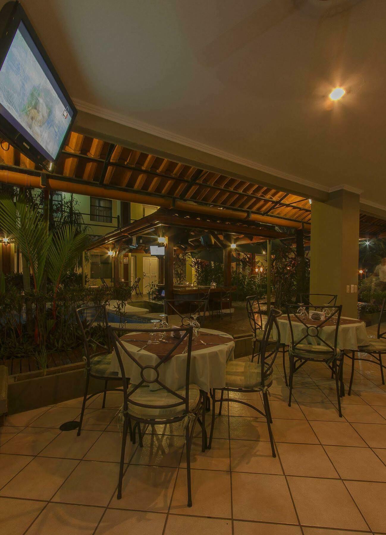 Hotel Iguana Verde Orotina Bagian luar foto