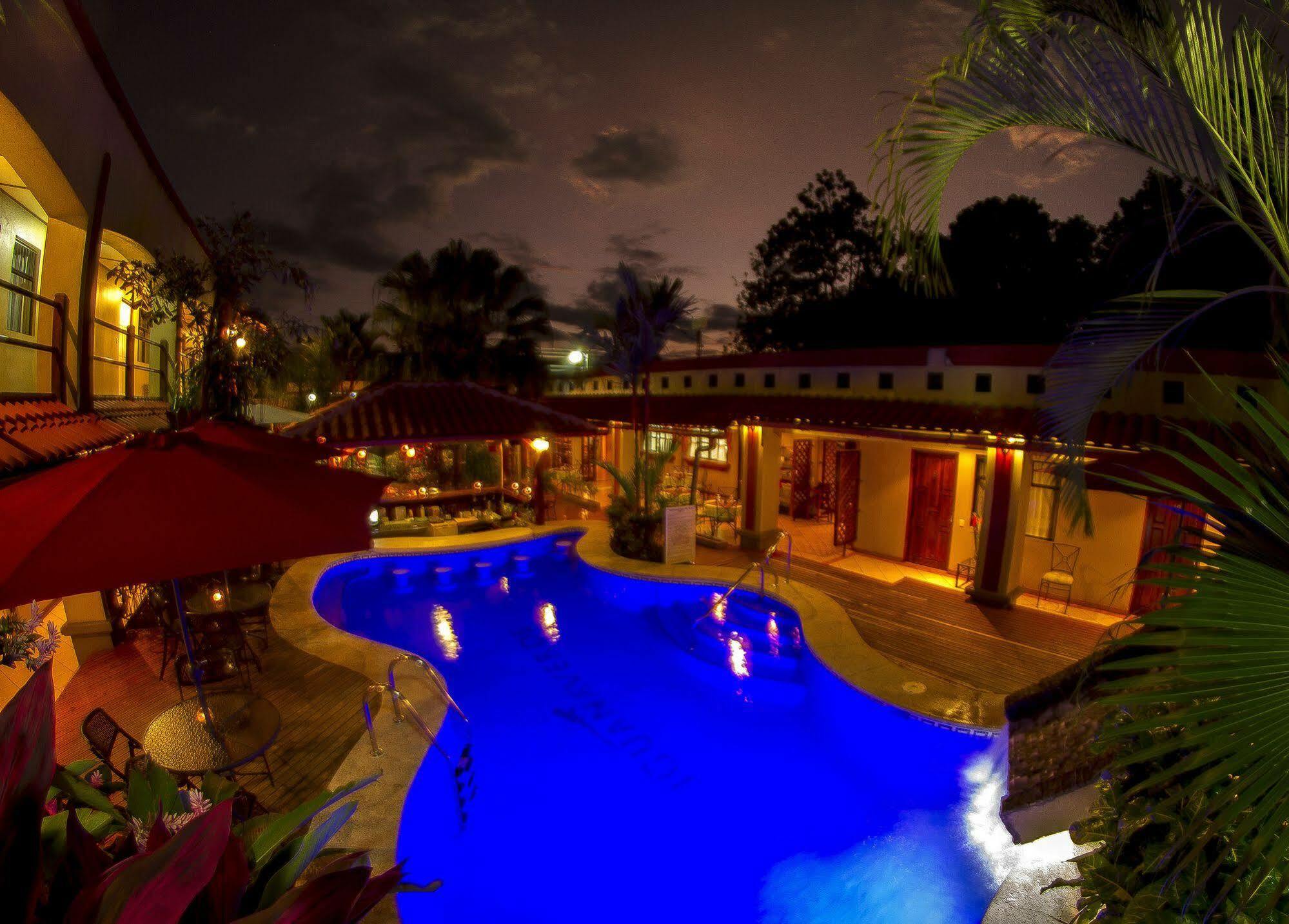Hotel Iguana Verde Orotina Bagian luar foto
